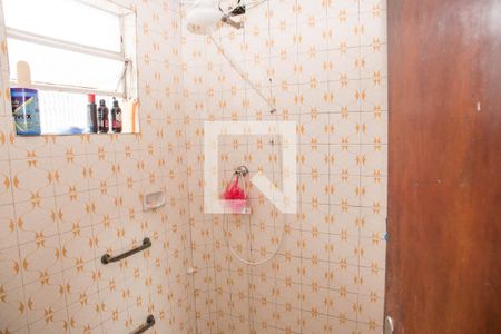 Casa à venda com 550m², 4 quartos e 5 vagasBanheiro 2 da Casa 1