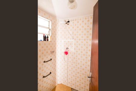 Casa à venda com 550m², 4 quartos e 5 vagasBanheiro 2 da Casa 1