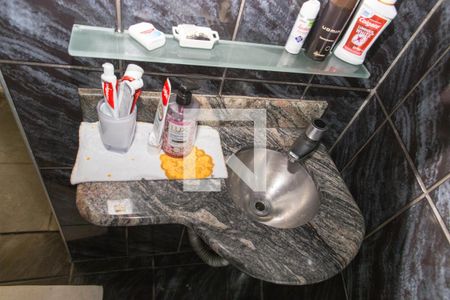 Casa à venda com 550m², 4 quartos e 5 vagasDetalhe do banheiro