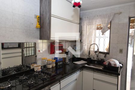 Casa à venda com 550m², 4 quartos e 5 vagasCozinha da casa 2