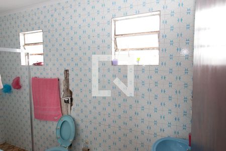 Casa à venda com 550m², 4 quartos e 5 vagasBanheir 1 da Casa 1