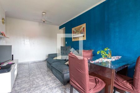 Sala de apartamento à venda com 2 quartos, 79m² em Vila Carmosina, São Paulo