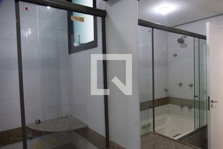 Apartamento à venda com 198m², 3 quartos e 2 vagasSuíte 2 banheiro 
