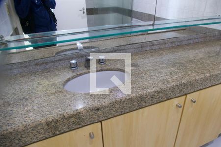 Apartamento à venda com 198m², 3 quartos e 2 vagasSuíte 1 banheiro