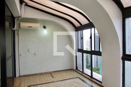 Sala de apartamento à venda com 3 quartos, 198m² em Barra da Tijuca, Rio de Janeiro