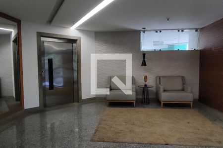 Apartamento à venda com 198m², 3 quartos e 2 vagasPortaria 