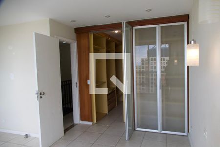 Apartamento à venda com 198m², 3 quartos e 2 vagasSuíte 3 