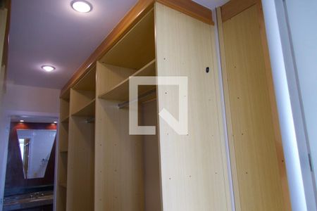 Apartamento à venda com 198m², 3 quartos e 2 vagasSuíte 3 closet 
