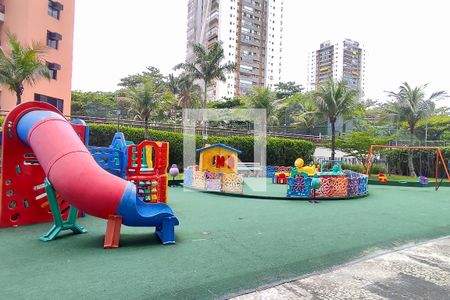 Apartamento à venda com 198m², 3 quartos e 2 vagasÁrea Comum - Playground