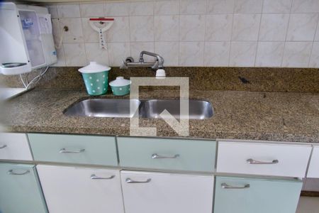 Apartamento à venda com 198m², 3 quartos e 2 vagasCozinha