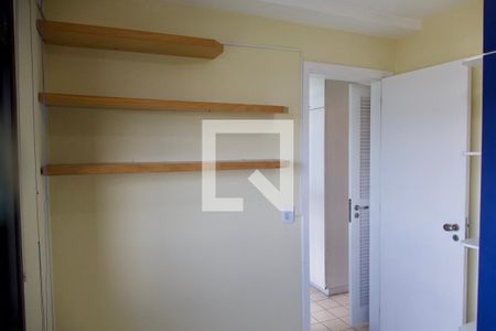 Apartamento à venda com 198m², 3 quartos e 2 vagasQuarto serviço 