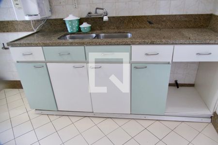 Apartamento à venda com 198m², 3 quartos e 2 vagasCozinha