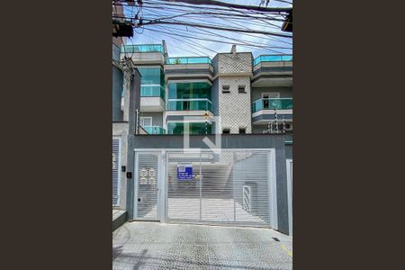 Apartamento à venda com 70m², 2 quartos e 2 vagas Apartamento à venda com 70m², 2 quartos e 2 vagasFachada