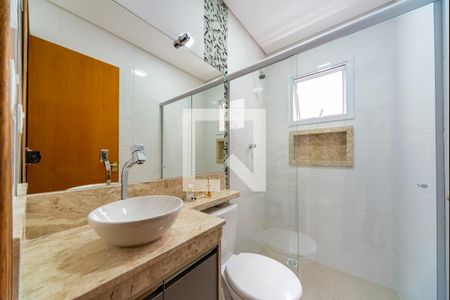 Apartamento à venda com 70m², 2 quartos e 2 vagas Apartamento à venda com 70m², 2 quartos e 2 vagasBanheiro Social