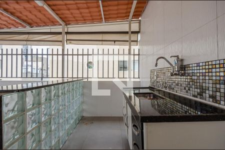 Apartamento para alugar com 160m², 4 quartos e 3 vagas Apartamento para alugar com 160m², 4 quartos e 3 vagasVaranda