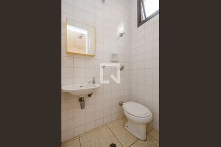 Apartamento para alugar com 160m², 4 quartos e 3 vagas Apartamento para alugar com 160m², 4 quartos e 3 vagasBanheiro de serviço