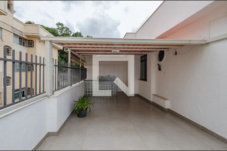 Apartamento para alugar com 160m², 4 quartos e 3 vagas Apartamento para alugar com 160m², 4 quartos e 3 vagasVaranda