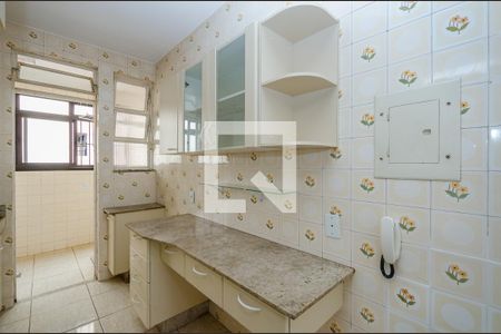 Apartamento para alugar com 160m², 4 quartos e 3 vagas Apartamento para alugar com 160m², 4 quartos e 3 vagasCozinha