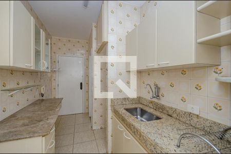 Apartamento para alugar com 160m², 4 quartos e 3 vagas Apartamento para alugar com 160m², 4 quartos e 3 vagasCozinha