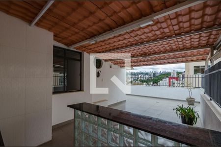 Apartamento para alugar com 160m², 4 quartos e 3 vagas Apartamento para alugar com 160m², 4 quartos e 3 vagasVaranda