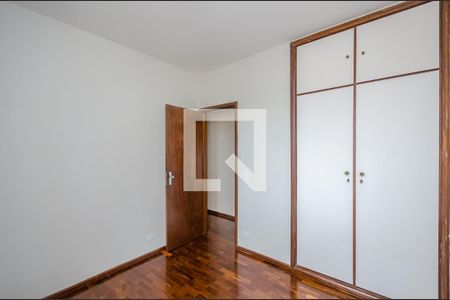 Apartamento para alugar com 160m², 4 quartos e 3 vagas Apartamento para alugar com 160m², 4 quartos e 3 vagasQuarto 2