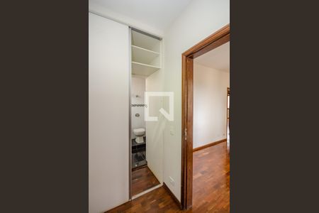 Apartamento para alugar com 160m², 4 quartos e 3 vagas Apartamento para alugar com 160m², 4 quartos e 3 vagasCloset da suíte