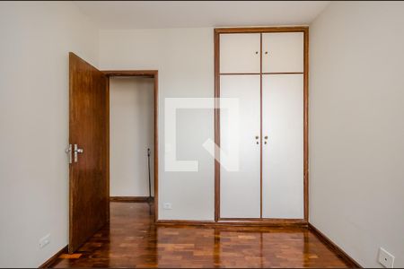Apartamento para alugar com 160m², 4 quartos e 3 vagas Apartamento para alugar com 160m², 4 quartos e 3 vagasQuarto 2