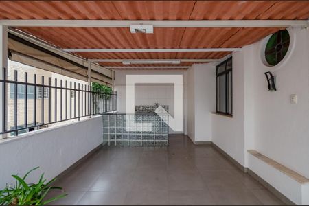 Apartamento para alugar com 160m², 4 quartos e 3 vagas Apartamento para alugar com 160m², 4 quartos e 3 vagasVaranda