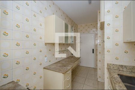 Apartamento para alugar com 160m², 4 quartos e 3 vagas Apartamento para alugar com 160m², 4 quartos e 3 vagasCozinha