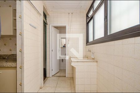 Apartamento para alugar com 160m², 4 quartos e 3 vagas Apartamento para alugar com 160m², 4 quartos e 3 vagasÁrea de Serviço