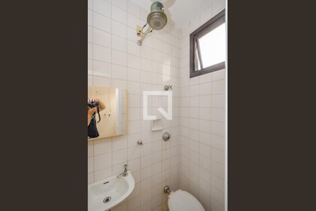 Apartamento para alugar com 160m², 4 quartos e 3 vagas Apartamento para alugar com 160m², 4 quartos e 3 vagasBanheiro de serviço