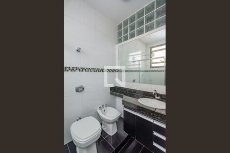 Apartamento para alugar com 160m², 4 quartos e 3 vagas Apartamento para alugar com 160m², 4 quartos e 3 vagasBanheiro Social