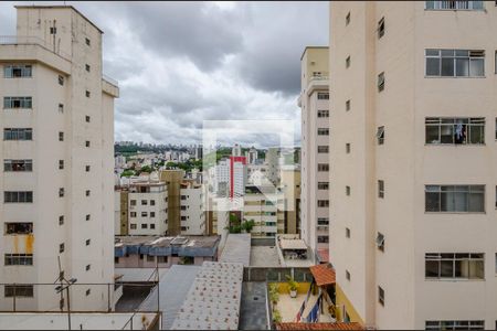 Apartamento para alugar com 160m², 4 quartos e 3 vagas Apartamento para alugar com 160m², 4 quartos e 3 vagasVaranda