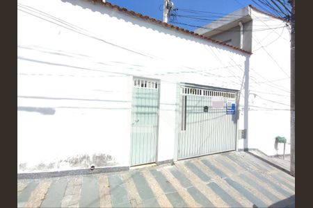 Casa para alugar com 110m², 2 quartos e 1 vagaFachada