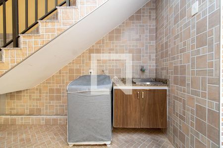 Casa à venda com 253m², 2 quartos e 2 vagas Casa à venda com 253m², 2 quartos e 2 vagasDetalhe da Área de Serviço