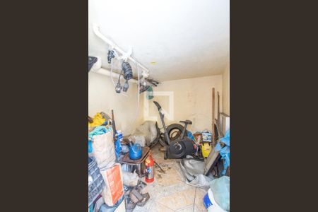 Casa à venda com 253m², 2 quartos e 2 vagas Casa à venda com 253m², 2 quartos e 2 vagasQuarto de Serviço