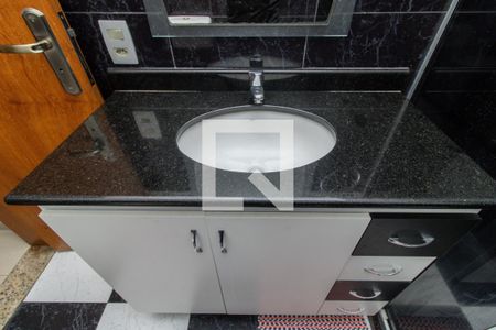 Casa à venda com 253m², 2 quartos e 2 vagas Casa à venda com 253m², 2 quartos e 2 vagasDetalhe do Banheiro Social