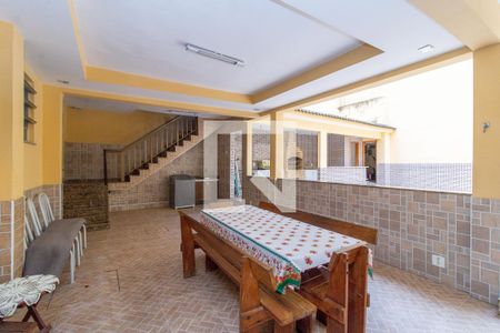 Casa à venda com 253m², 2 quartos e 2 vagas Casa à venda com 253m², 2 quartos e 2 vagasÁrea Gourmet