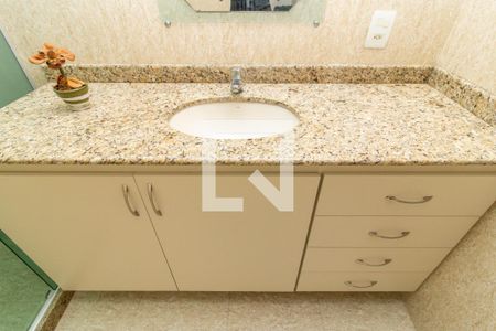 Casa à venda com 253m², 2 quartos e 2 vagas Casa à venda com 253m², 2 quartos e 2 vagasDetalhe do Banheiro da Suíte