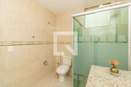 Casa à venda com 253m², 2 quartos e 2 vagas Casa à venda com 253m², 2 quartos e 2 vagasBanheiro da Suíte