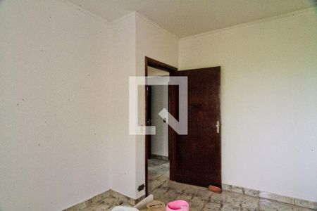 Quarto 2 de casa à venda com 4 quartos, 200m² em Vila Santa Delfina, São Paulo