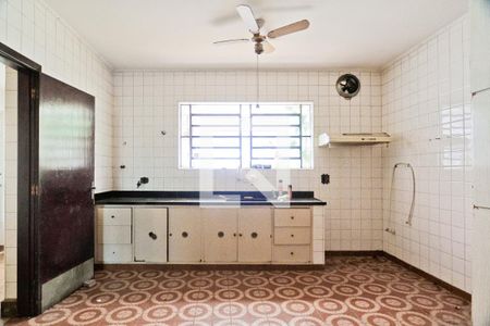 Casa à venda com 200m², 4 quartos e 5 vagasCozinha