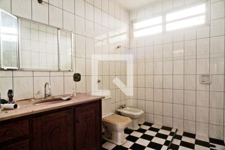 Casa à venda com 200m², 4 quartos e 5 vagasBanheiro