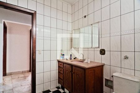 Casa à venda com 200m², 4 quartos e 5 vagasBanheiro