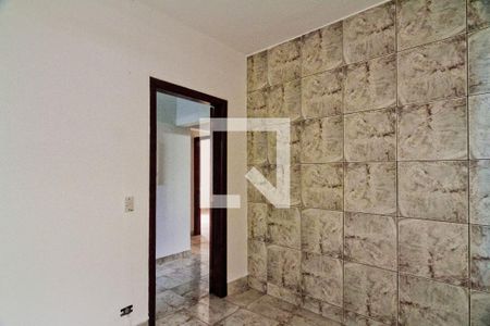 Quarto 1 de casa à venda com 4 quartos, 200m² em Vila Santa Delfina, São Paulo