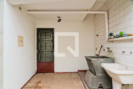 Casa à venda com 200m², 4 quartos e 5 vagasÁrea de Serviço