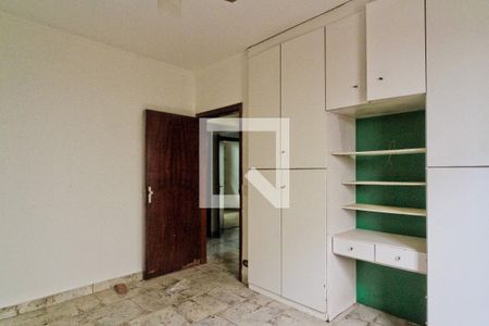 Casa à venda com 200m², 4 quartos e 5 vagasQuarto 3