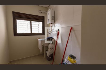 Apartamento para alugar com 94m², 3 quartos e 2 vagasDetalhe da area de serviço