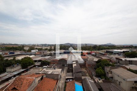 Vista da Sala de apartamento à venda com 3 quartos, 75m² em Quitaúna, Osasco