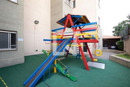 Apartamento à venda com 75m², 3 quartos e 1 vaga Apartamento à venda com 75m², 3 quartos e 1 vagaÁrea comum - Playground